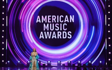 American Music Awards 2026: триумфаторами стали Карпентер, BTS и Bruno Mars