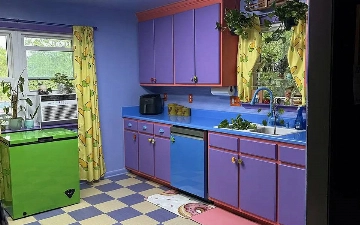 Американка превратила свою кухню в точную копию кухни из «Симпсонов»