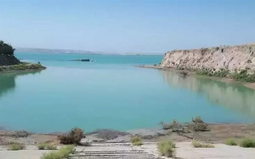 В Сурхандарье перевернулась лодка с людьми: один человек утонул