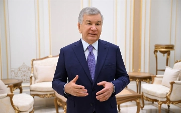 Шавкат Мирзиёев ознакомился с ходом реконструкции международного аэропорта Ургенча