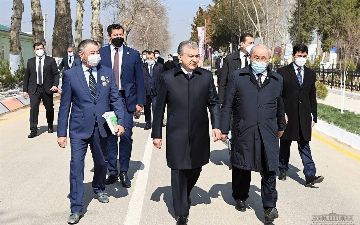 Президент посетил махаллю Эшонобод Чиназского района