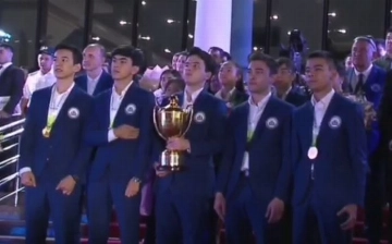 Equinox и сертификаты на 600 млн сумов: как встретили чемпионов шахматной Олимпиады в Узбекистане — фото и видео