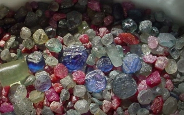 Ввоз драгоценных камней в Узбекистан освободили от НДС