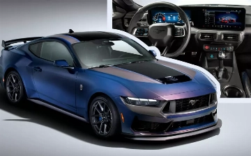 Ford презентовал меняющий цвет кузова Mustang Dark Horse