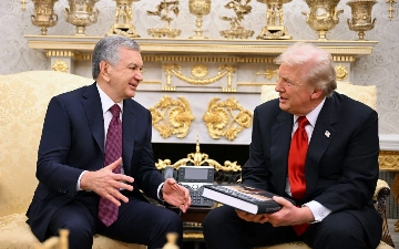 Шавкат Мирзиёев поздравил Дональда Трампа с днем рождения