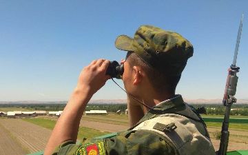 Кыргызстан усилил охрану на границе с Таджикистаном 