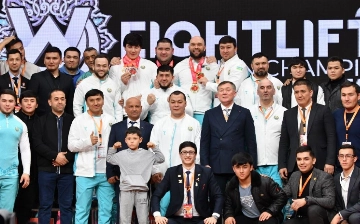 Узбекистан завершил ЧА по тяжелой атлетике с 25 медалями