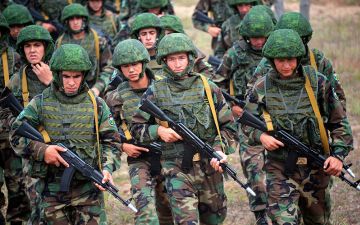 Россия поставит вооружение и технику для армии Таджикистана на безвозмездной основе