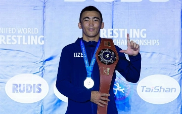Узбекский борец Айтжан Халмаханов завоевал золотую медаль на молодежном ЧМ