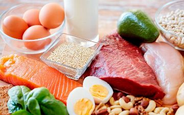 Ешь и не болей: диетолог рассказала, какие продукты снижают риск заболевания «короной»