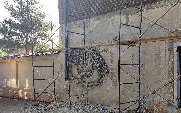 В Ташкенте уничтожают одну из первых граффити Inkuzart — фото