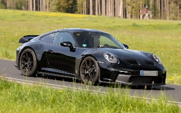 Porsche презентует новый 911 ST