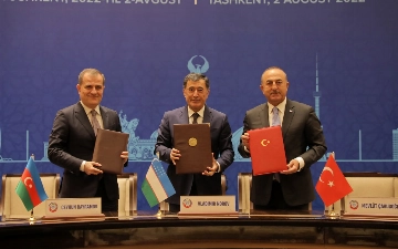Турция планирует упростить таможню с Узбекистаном и Азербайджаном