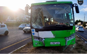 Toshkentda avtobus va ikkita yengil mashina "avariya"ga uchradi, to'rt kishi jarohatlangan