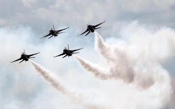 США поднимали в воздух 13 истребителей для «перехвата НЛО»