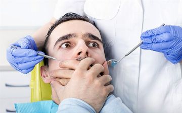 Узбекский стоматолог рассказал, когда нужно удалять зуб мудрости