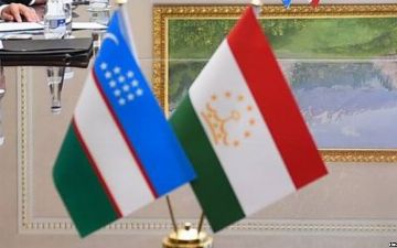 Узбекистан и Таджикистан договорились довести товарооборот до $1 млрд
