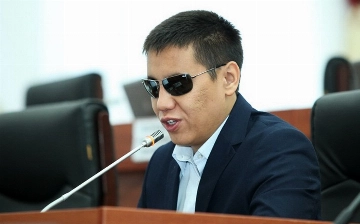 Qirg'izistonda deputat prezident administratsiyasiga mablag' tejashni taklif qildi