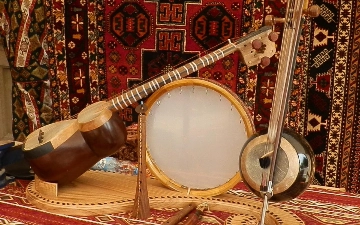 В Узбекистане планируют практиковать прослушивание макома в начале и конце рабочего дня