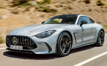 Mercedes-AMG презентовал новый GT Coupe