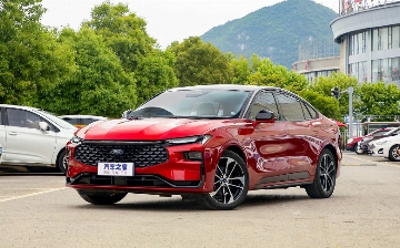В Китае презентовали еще одну версию обновленного Ford Mondeo