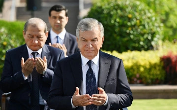 Шавкат Мирзиёев почтил память жертв репрессий