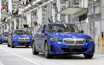 BMW разрабатывает сразу шесть новых машин