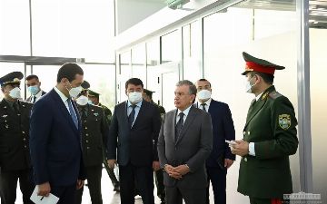 Президент посетил таможенный пост «Айритом» на границе с Афганистаном