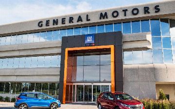 General Motors временно остановил поставки машин в Россию