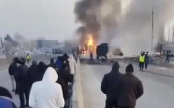 В Намангане произошло страшное ДТП с участием трех грузовиков, есть погибшие — видео
