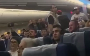 Пассажиры рейса «Ташкент — Москва» устроили драку на борту (видео)