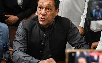 Экс-премьера Пакистана приговорили к 14 годам тюрьмы за коррупцию