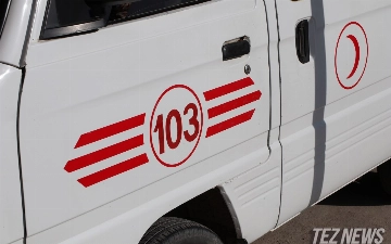 В Алмалыке водитель микроавтобуса сбил насмерть мать с ребенком