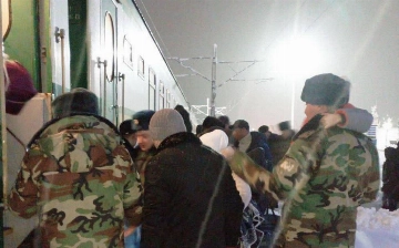 Людей, застрявших на Камчике, начали вывозить поездами