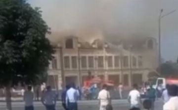 В Самарканде загорелись здания двух предприятий — видео