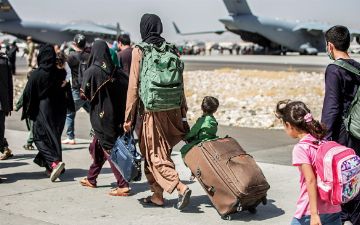Ранее эвакуированные в Украину афганцы вывезены в Катар