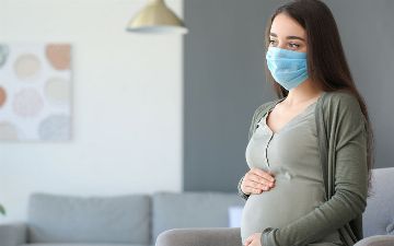 Беременные с COVID-19 подвержены риску преждевременных родов