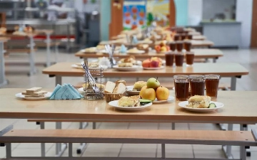 Утвержден порядок организации бесплатного питания в школах Узбекистана