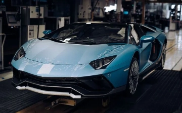 Lamborghini сняла с производства суперкар Aventador с двигателем V12