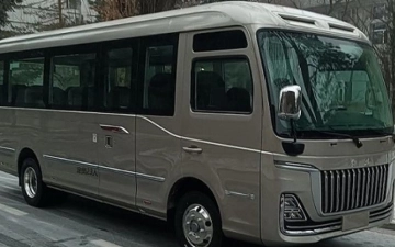Hongqi презентовал премиальный автобус QM7