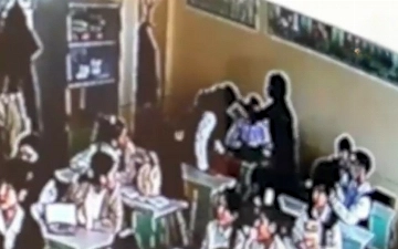 В Ташкенте учительница избила восьмиклассника (видео)