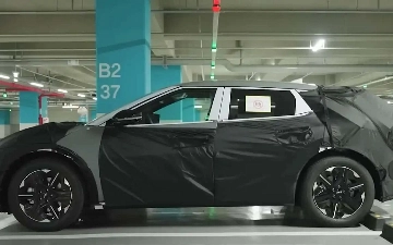 В сети показали фото и видео обновленного Kia EV6 в камуфляже