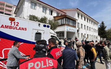 В Турции число погибших при стрельбе в школе увеличилось до девяти