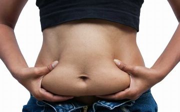 Диетическая еда может быть причиной отложения жира на животе. Рассказал диетолог