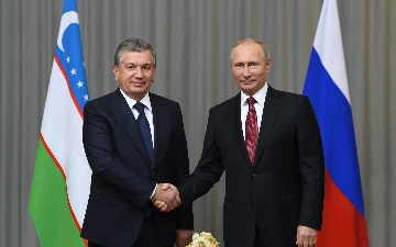 Мирзиёев поздравил Путина с переизбранием президентом России на пятый срок
