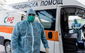 Минздрав Болгарии признал смерть тысячи людей из-за ошибок при вакцинации