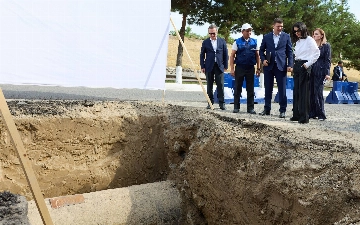Saida Mirziyoyeva Andijonda taʼmirtalab ijtimoiy obyektlarni borib ko‘rdi
