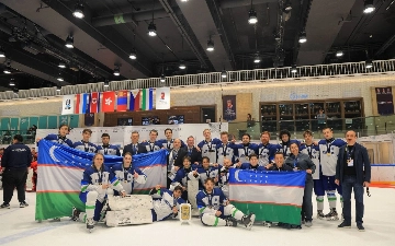 Сборная Узбекистана по хоккею вышла в группу А III дивизиона чемпионата мира