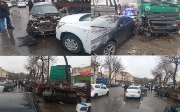 В Алмазарском районе друг в друга врезались Hyundai, Mercedes и две машины UzAuto