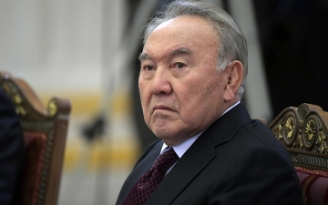 Нурсултан Назарбаев признался, что будучи президентом тайно женился на «Мисс Казахстана»